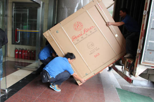 于田钢琴贵重工艺品无忧运
